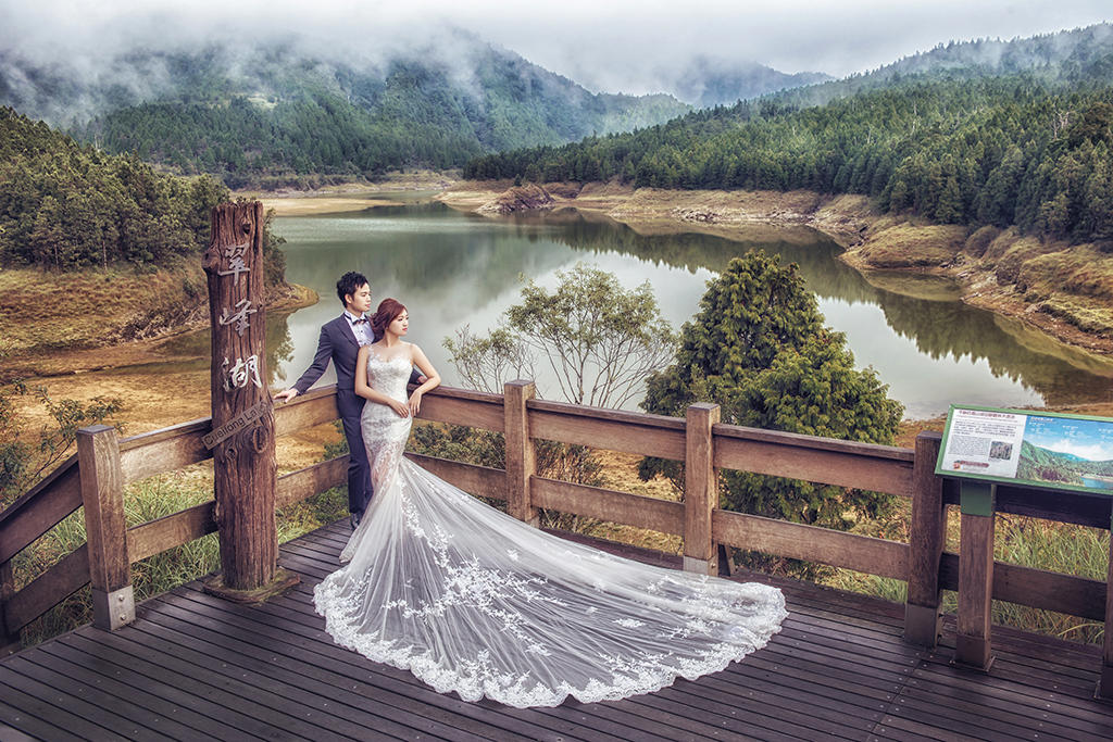 台灣婚紗,宜蘭婚紗,太平山婚紗,台灣台北桃園婚紗景點,烏石港婚紗,桃園台北婚紗攝影師團隊,桃園台北禮服