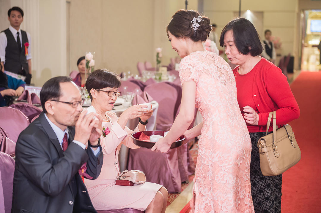 台北中和晶宴會館婚攝婚錄婚禮紀錄錄影SDE,台北桃園婚禮紀錄婚攝團隊推薦,台北桃園婚錄婚禮錄影團隊推薦,戶外證婚歐式草原莊園婚禮,文定迎娶儀式流程,台北中和晶宴會館累婚紗拍攝,桃園晶宴婚攝類婚紗婚攝超強圖隊,台灣婚禮紀錄攝影師婚攝團隊推薦,婚禮紀錄微電影