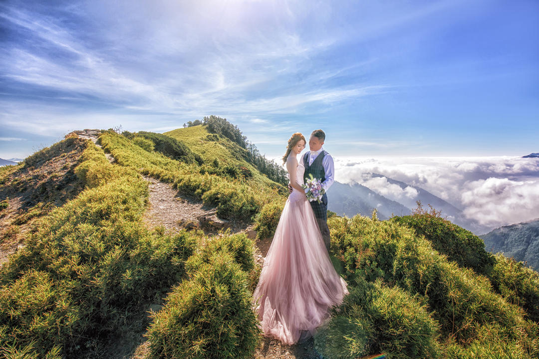 南投老英格蘭婚紗包套,武嶺婚紗,台灣婚紗攝影師,台北桃園八德自助婚紗工作室,苗栗新竹台中婚紗工作室,嘉義台南高雄婚紗,宜蘭花蓮婚紗,海外婚紗,台北桃園手工婚紗,租禮服租西服,台北桃園台中新秘造型師,婚紗側錄微電影,婚紗基地,黑森林婚紗.墾丁婚紗,合歡山婚紗照,台灣雲海婚紗照,台灣影樓婚拍,