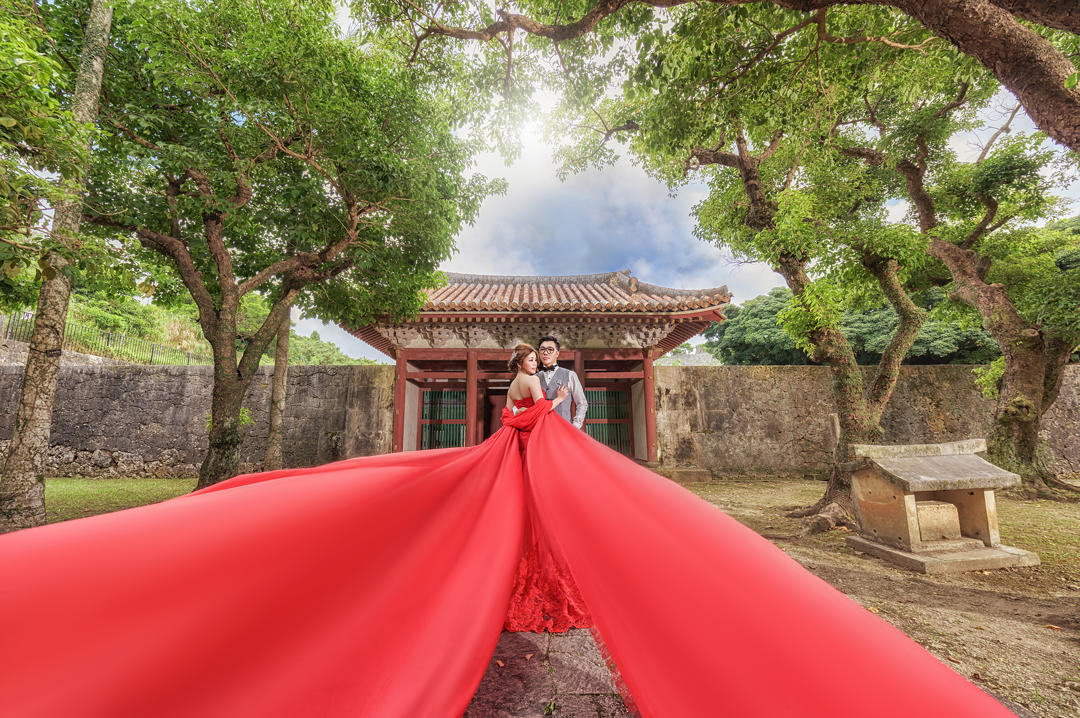 海外婚紗,日本婚紗,沖繩琉球婚紗,美國村婚紗,首里城婚紗,台灣婚紗攝影師,婚紗微電影側錄,墾丁婚紗,台北桃園手工婚紗租借